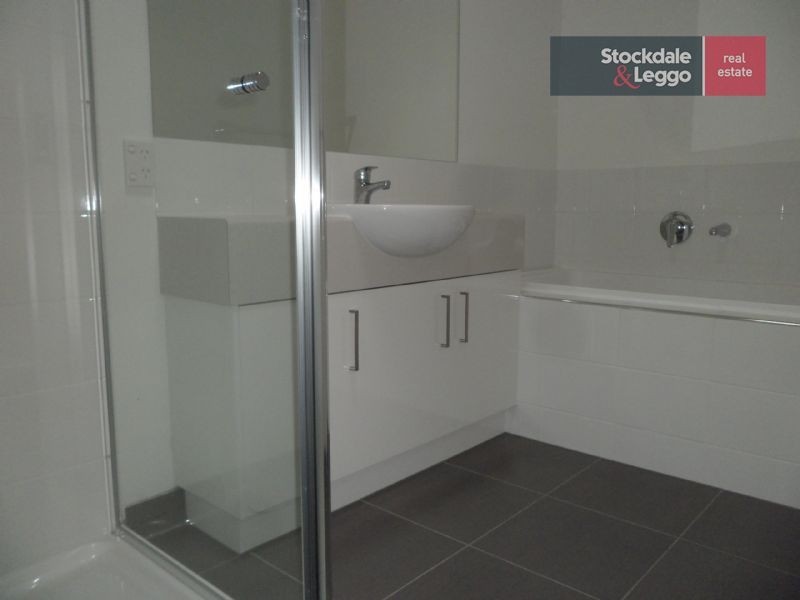 54 Grattan Cve, Craigieburn VIC 3064