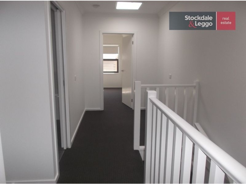 54 Grattan Cve, Craigieburn VIC 3064