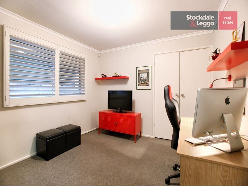 23 Grantley Drive, Gladstone Park VIC 3043