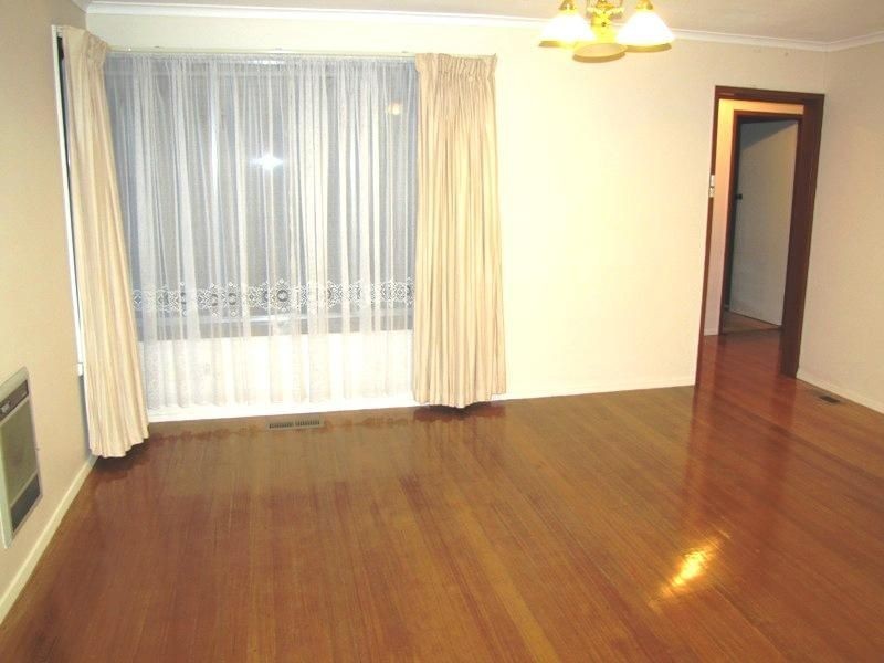 20  Vaucluse Ave, Gladstone Park VIC 3043