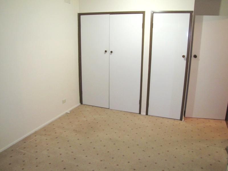 20  Vaucluse Ave, Gladstone Park VIC 3043