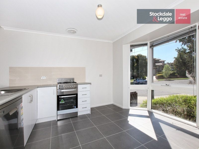 7 Davidson Court, Attwood VIC 3049