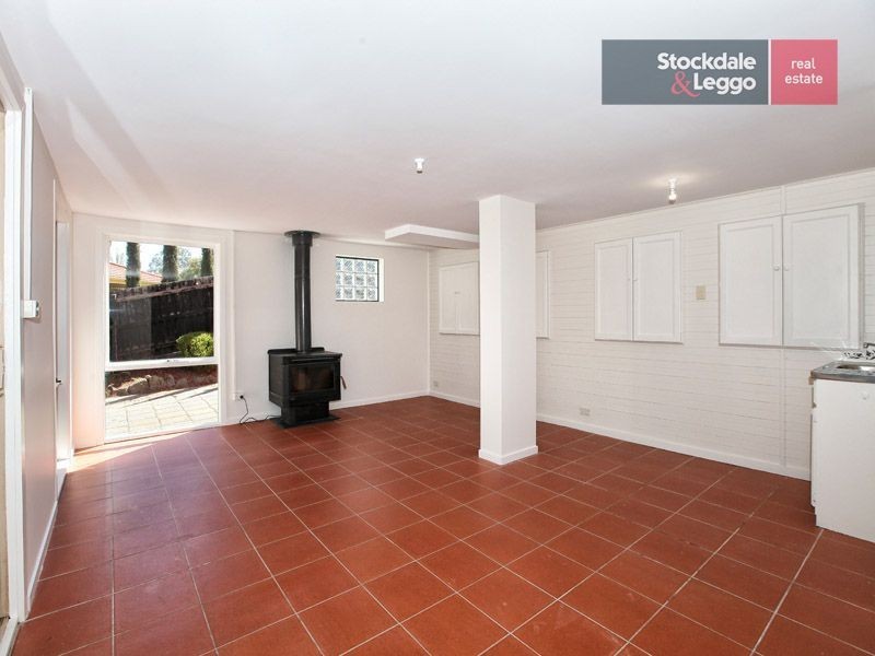 7 Davidson Court, Attwood VIC 3049