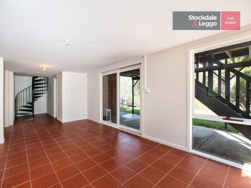 7 Davidson Court, Attwood VIC 3049