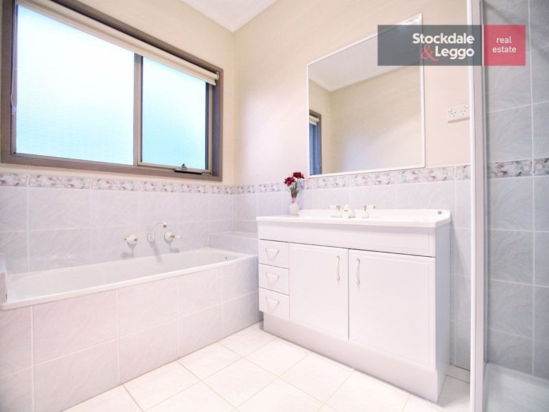 3 Cromwell Drive, Greenvale VIC 3059