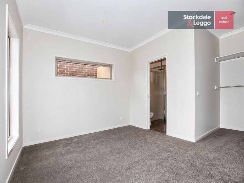 10 Gardner Terrace, Craigieburn VIC 3064