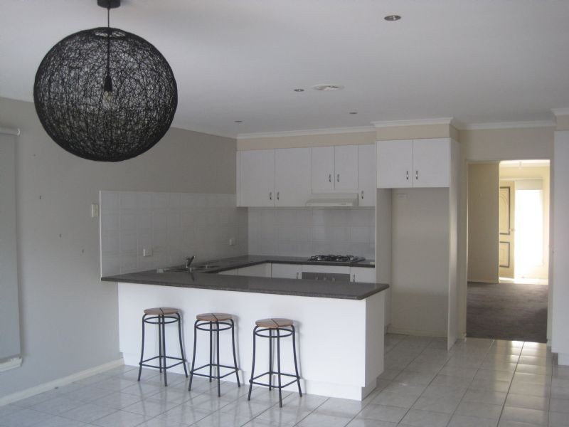 2/62 Broadmeadows Road, Tullamarine VIC 3043