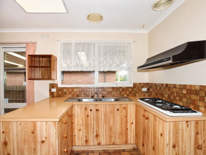 36 Wattleglen Street, Craigieburn VIC 3064