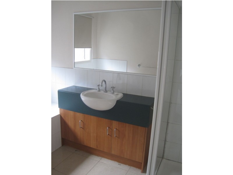 3/44 Waratah Avenue, Tullamarine VIC 3043