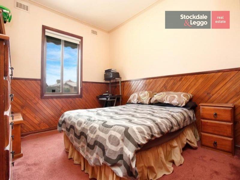 34 Cromwell Street, Glenroy VIC 3046