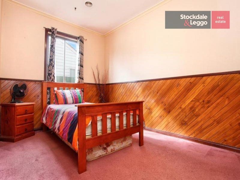 34 Cromwell Street, Glenroy VIC 3046