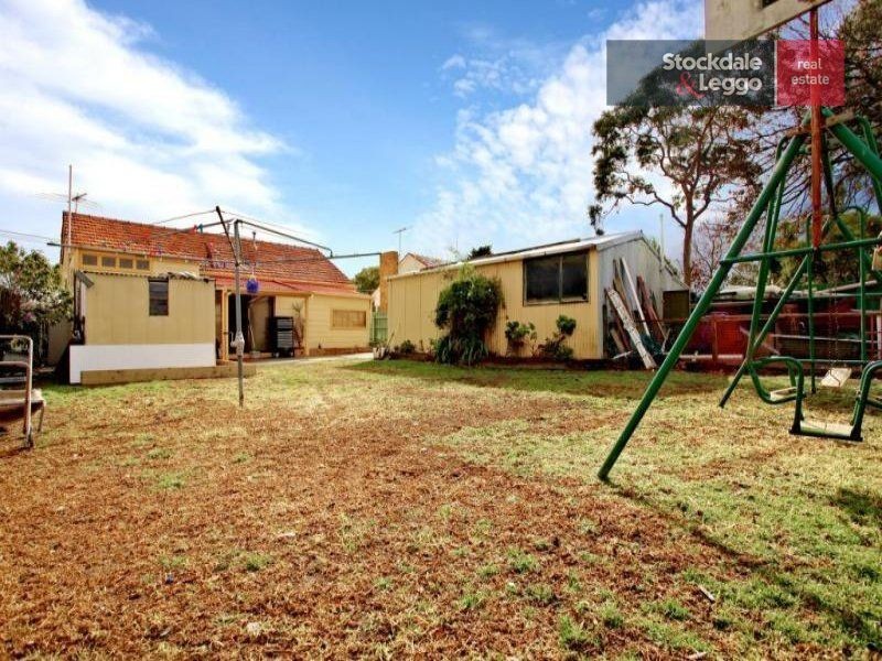 34 Cromwell Street, Glenroy VIC 3046
