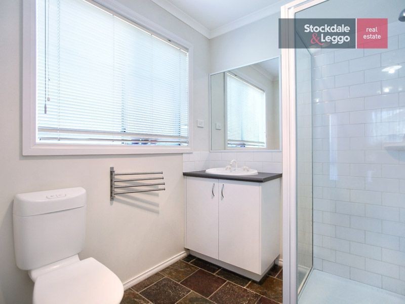 16 Salween Crescent, Roxburgh Park VIC 3064