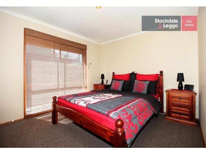 11 Gathray Court, Roxburgh Park VIC 3064