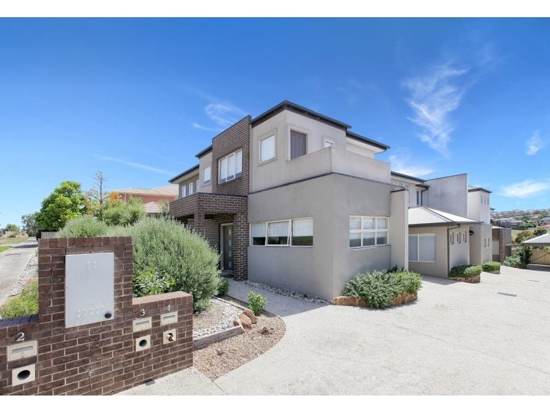 1/10 Linlithgow Way, Greenvale VIC 3059