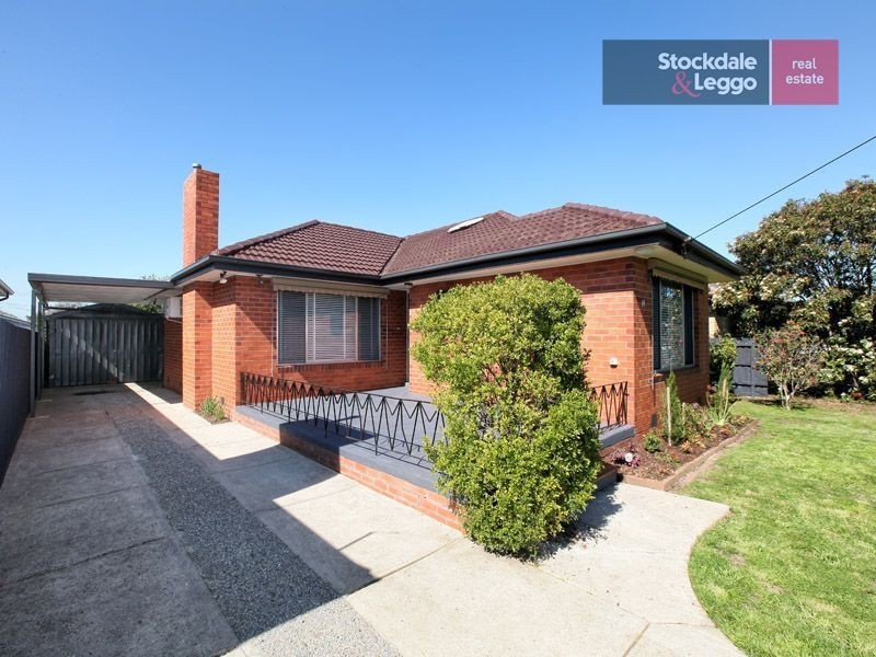 34 Prior Avenue, Gladstone Park VIC 3043