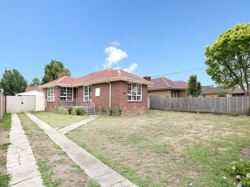 13 Selwyn Avenue, Craigieburn VIC 3064
