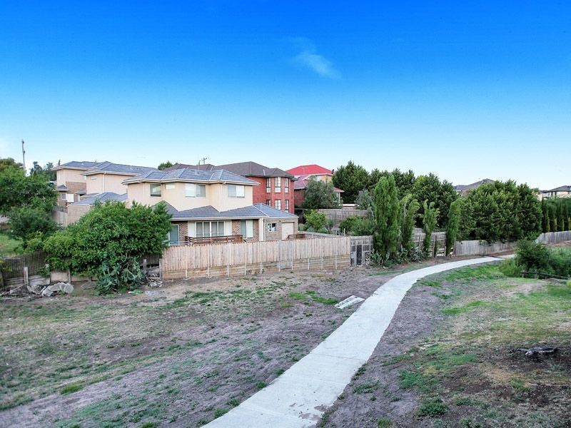 1/9 Wallace Drive, Greenvale VIC 3059