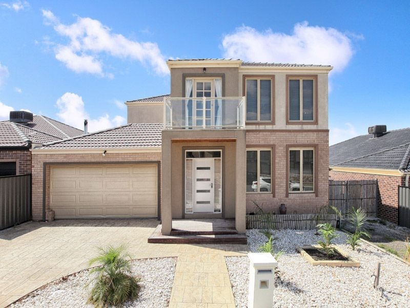 23 Lysterfield Drive (Greenvale Lakes), Roxburgh Park VIC 3064