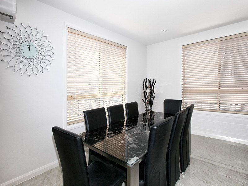 23 Lysterfield Drive (Greenvale Lakes), Roxburgh Park VIC 3064