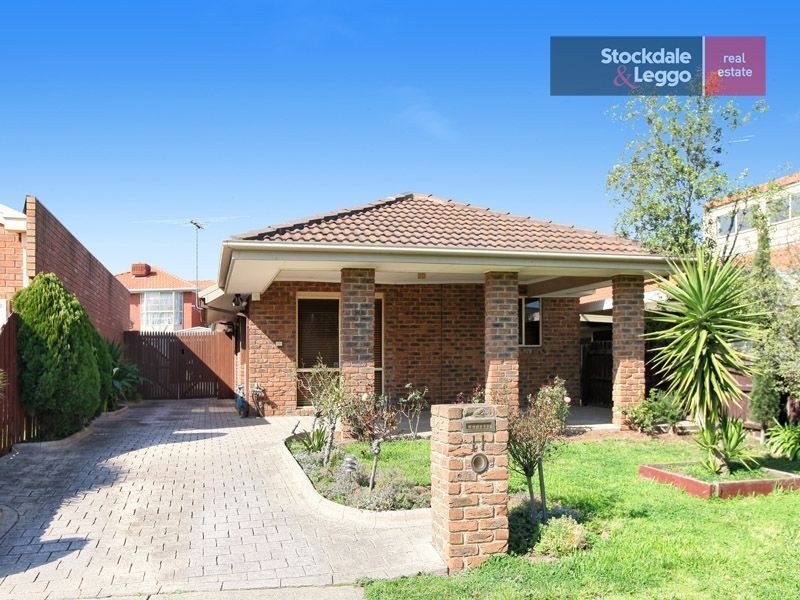 11 Gathray Crt, Roxburgh Park VIC 3064
