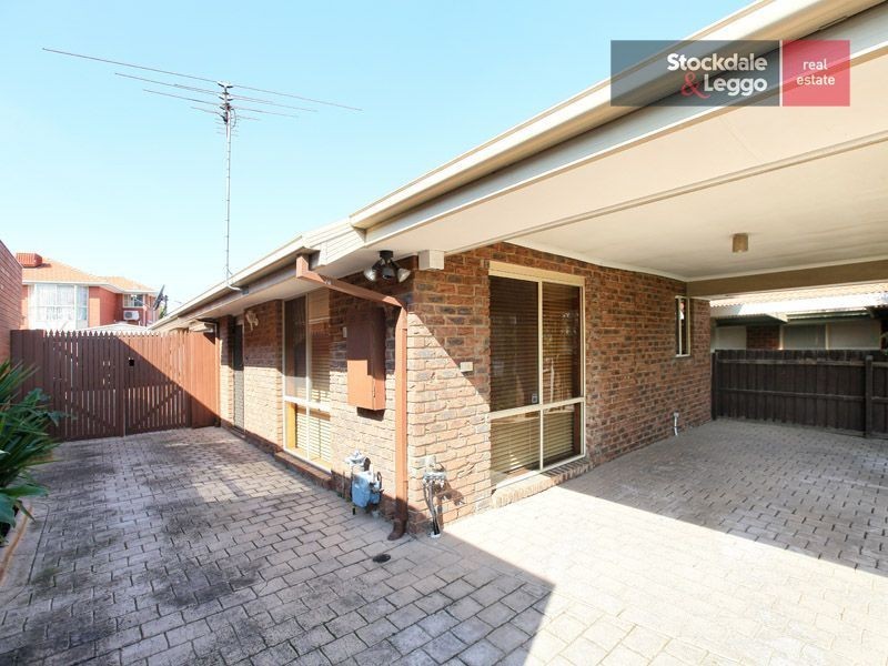 11 Gathray Crt, Roxburgh Park VIC 3064