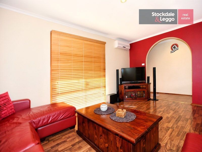 11 Gathray Crt, Roxburgh Park VIC 3064