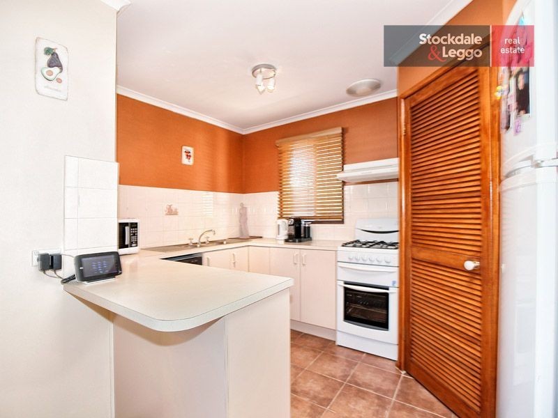 11 Gathray Crt, Roxburgh Park VIC 3064
