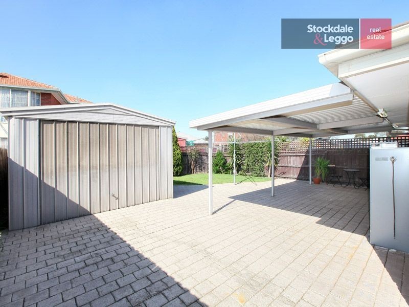 11 Gathray Crt, Roxburgh Park VIC 3064