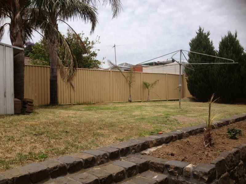 46 Churchill Ave, Tullamarine VIC 3043
