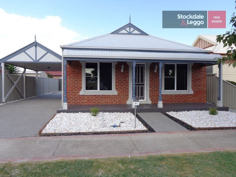 61 Edgbaston Parade, Caroline Springs VIC 3023