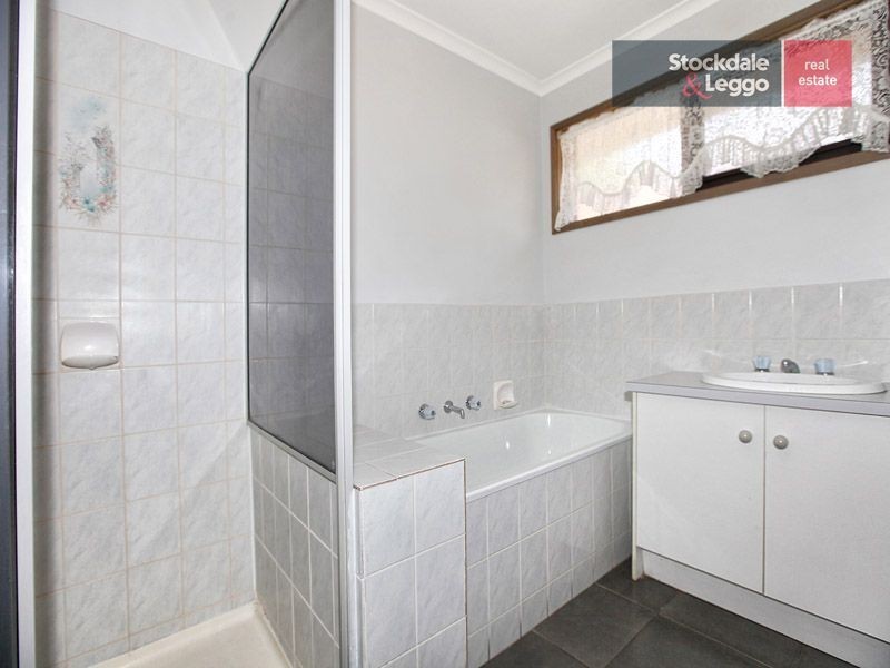 14 Falmouth Court, Craigieburn VIC 3064