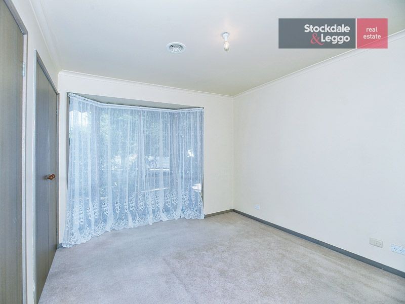 14 Falmouth Court, Craigieburn VIC 3064