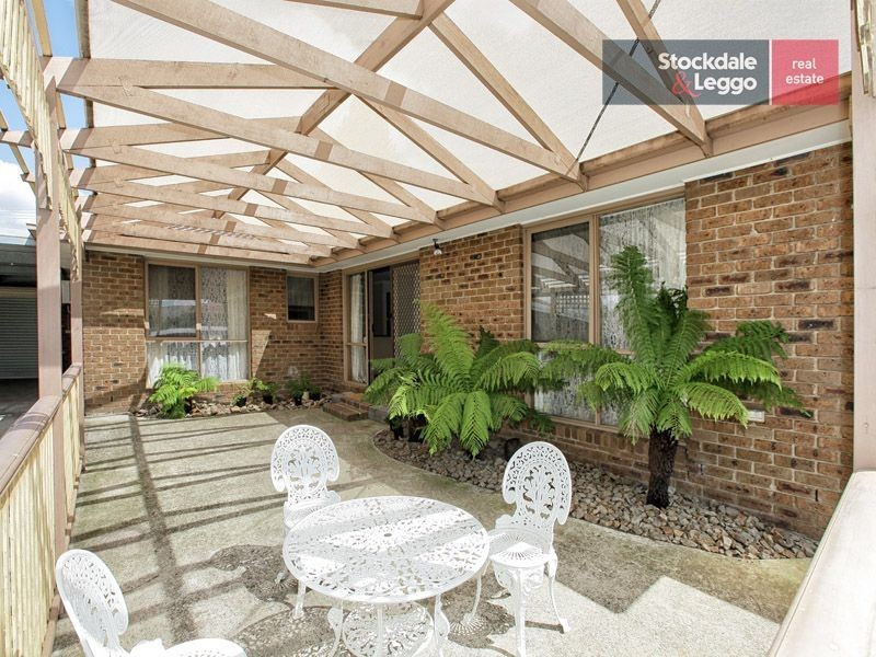 14 Falmouth Court, Craigieburn VIC 3064