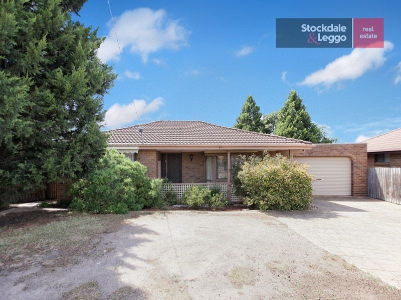 14 Falmouth Court, Craigieburn VIC 3064
