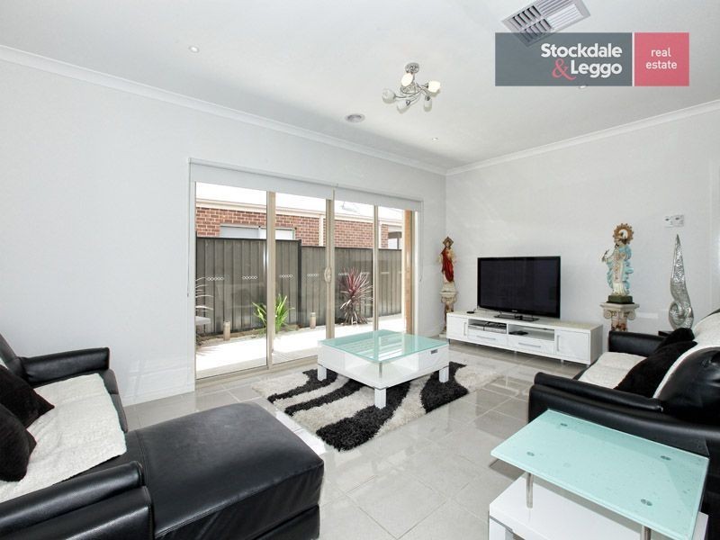 38 Cockatiel Circuit, Craigieburn VIC 3064