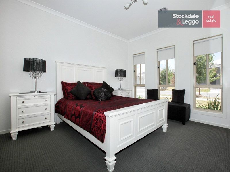 38 Cockatiel Circuit, Craigieburn VIC 3064