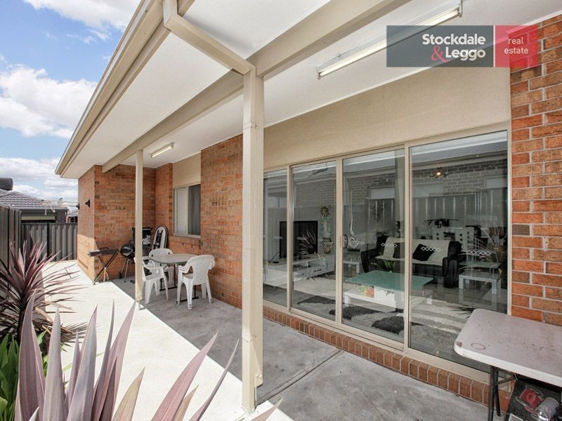 38 Cockatiel Circuit, Craigieburn VIC 3064