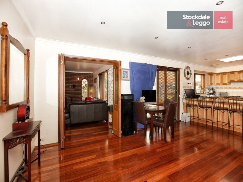 60 The Circuit, Gladstone Park VIC 3043