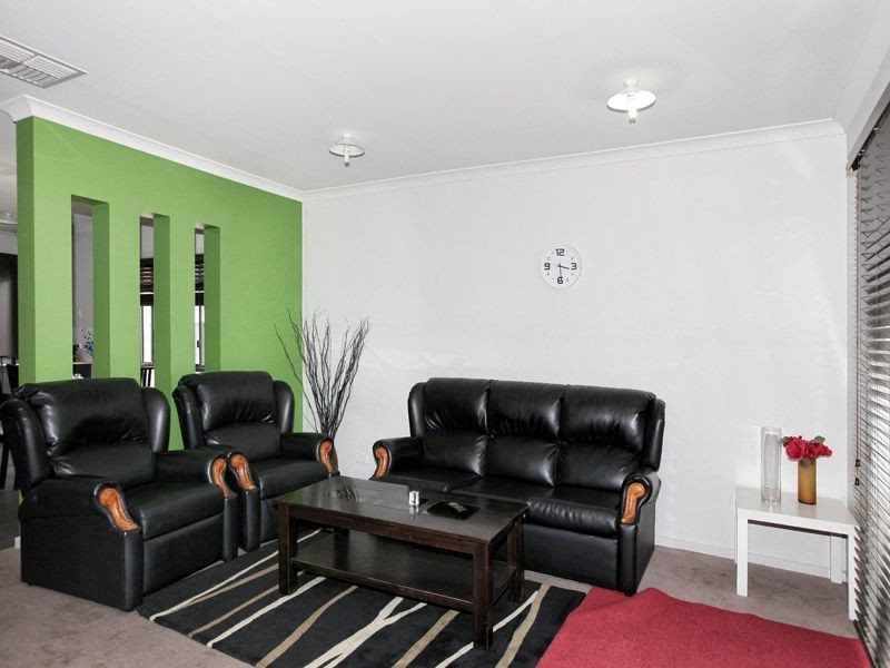 5 Wattletree Street, Craigieburn VIC 3064