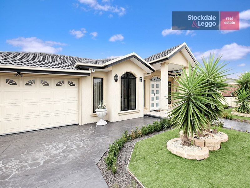 9 Peartree Court, Roxburgh Park VIC 3064