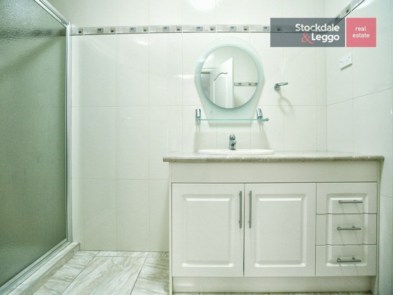 9 Peartree Court, Roxburgh Park VIC 3064