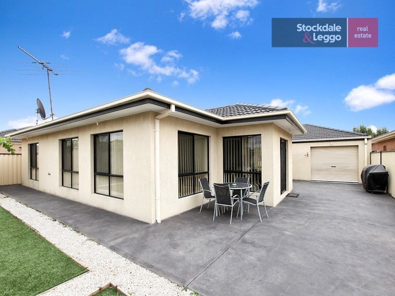 9 Peartree Court, Roxburgh Park VIC 3064