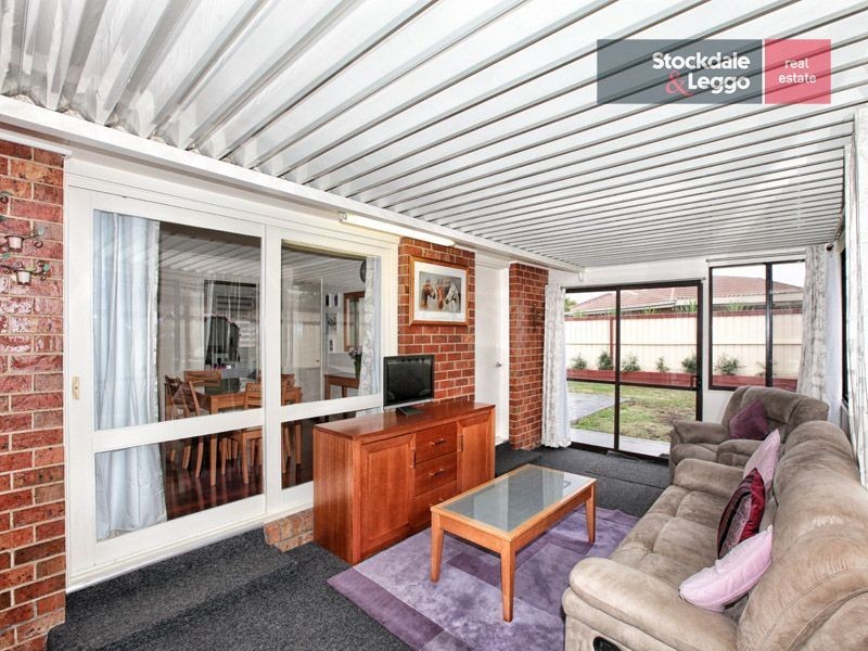 47 Lenoak Street, Gladstone Park VIC 3043