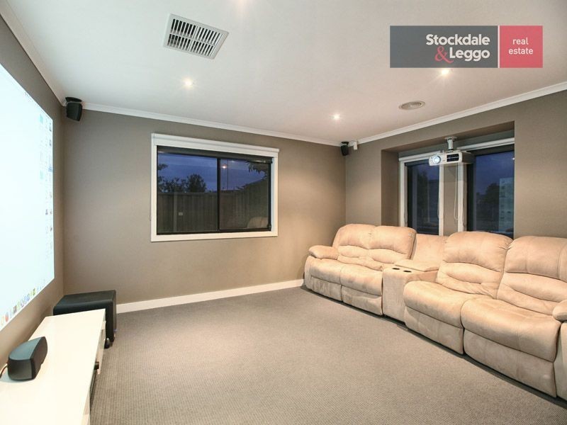 23 Hurlingham Way, Craigieburn VIC 3064