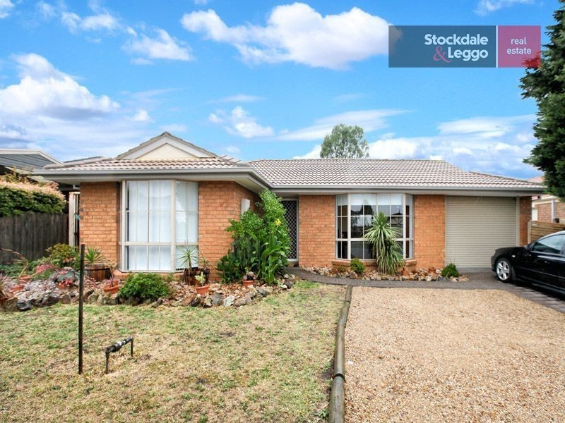 15 Belsay Place, Craigieburn VIC 3064