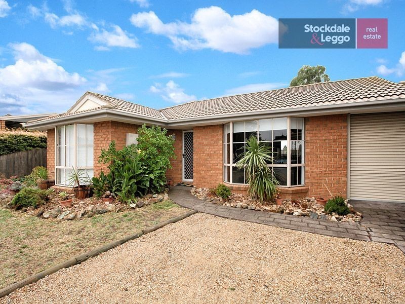 15 Belsay Place, Craigieburn VIC 3064