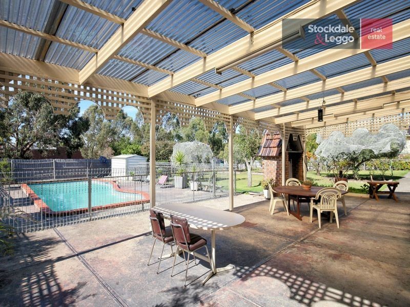 42 Glencairn Drive, Greenvale VIC 3059