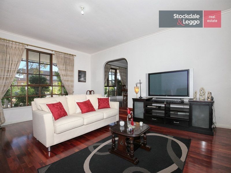 42 Glencairn Drive, Greenvale VIC 3059