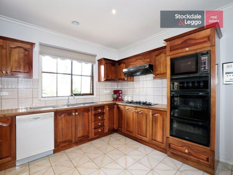 42 Glencairn Drive, Greenvale VIC 3059